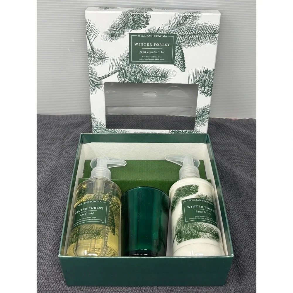 Williams Sonoma Winter Forest Guest Essentials Kit Soap Lotion Candle Pine Cedar